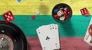 mmr98 Online Card Games Poker Dragon Tiger Blackjack ကစားသမားများ MMK ဖြင့် ကစားနေသည့် မြင်ကွင်း